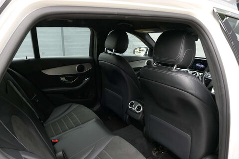 Mercedes-Benz C Class 1.5 C 200 AMG Line Premium Auto 5dr 29