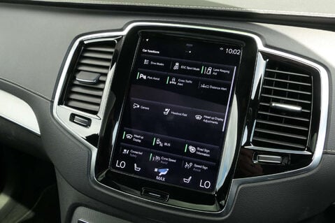 Volvo XC90 2.0 XC90 R-Design Pro B6 MHEV AWD Auto 4WD 5dr 44