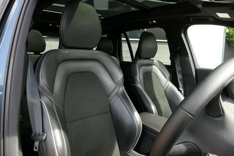 Volvo XC90 2.0 XC90 R-Design Pro B6 MHEV AWD Auto 4WD 5dr 38