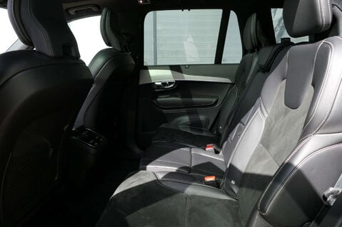 Volvo XC90 2.0 XC90 R-Design Pro B6 MHEV AWD Auto 4WD 5dr 41
