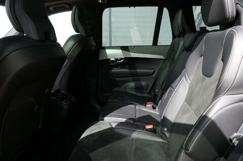 Volvo XC90 2.0 XC90 R-Design Pro B6 MHEV AWD Auto 4WD 5dr 41