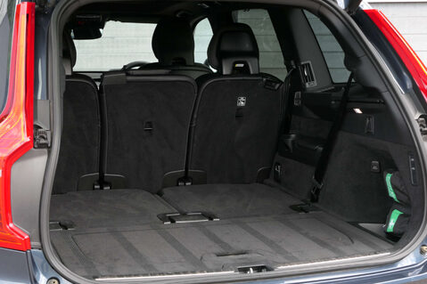 Volvo XC90 2.0 XC90 R-Design Pro B6 MHEV AWD Auto 4WD 5dr 19