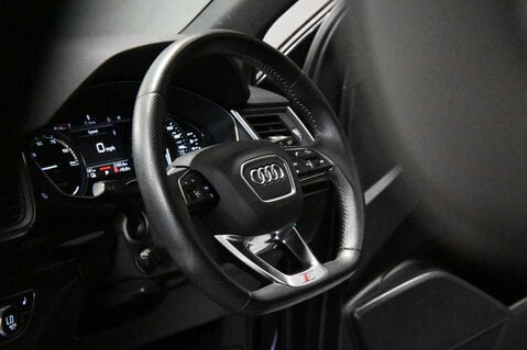 Audi Q5 2.0 Q5 PHEV Black Edition 50 TFSI E Quattro Semi-Auto 4WD 5dr 5
