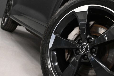 Audi Q5 2.0 Q5 PHEV Black Edition 50 TFSI E Quattro Semi-Auto 4WD 5dr 19
