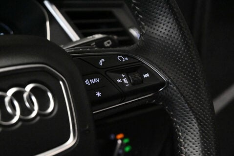 Audi Q5 2.0 Q5 PHEV Black Edition 50 TFSI E Quattro Semi-Auto 4WD 5dr 33