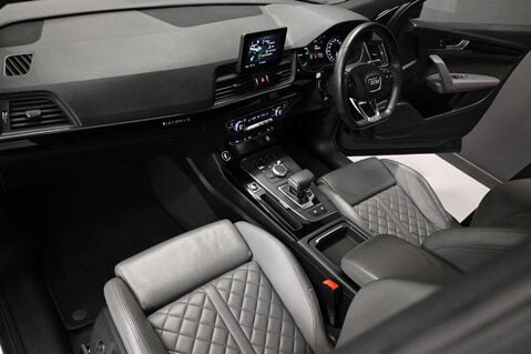 Audi Q5 2.0 Q5 PHEV Black Edition 50 TFSI E Quattro Semi-Auto 4WD 5dr 38