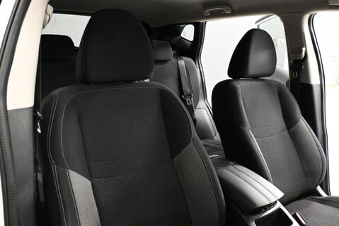 Nissan Qashqai 1.3 Qashqai Acenta Premium DiG-T Semi-Auto 5dr 41