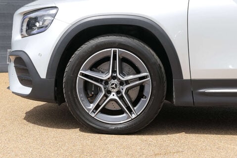 Mercedes-Benz GLB 2.0 GLB 220 AMG Line Premium+ D 4Matic Auto 4WD 5dr 9