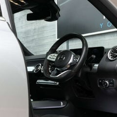 Mercedes-Benz GLB 2.0 GLB 220 AMG Line Premium+ D 4Matic Auto 4WD 5dr 1