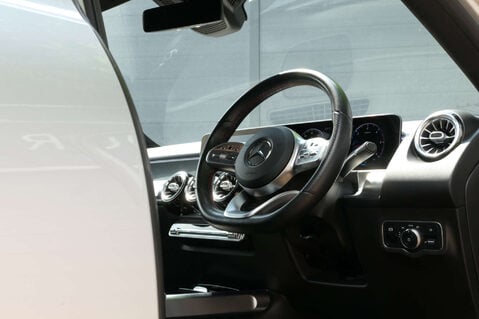 Mercedes-Benz GLB 2.0 GLB 220 AMG Line Premium D 4Matic Auto 4WD 5dr 4