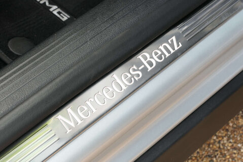 Mercedes-Benz GLB 2.0 GLB 220 AMG Line Premium D 4Matic Auto 4WD 5dr 11