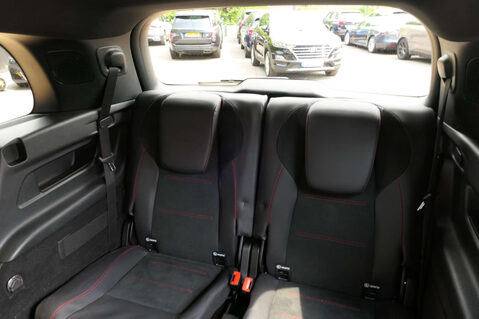 Mercedes-Benz GLB 2.0 GLB 220 AMG Line Premium D 4Matic Auto 4WD 5dr 21