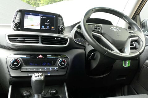 Hyundai TUCSON 1.6 Tucson SE Nav 48v MHEV CRDi 2WD 5dr 18