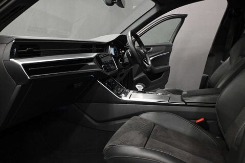 Audi A6 2.0 A6 Black Edition 45 TFSI MHEV Q Semi-Auto 4WD 5dr 11