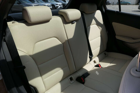 Mercedes-Benz GLA 2.1 GLA 220 Sport Premium+ D 4Matic Auto 4WD 5dr 7