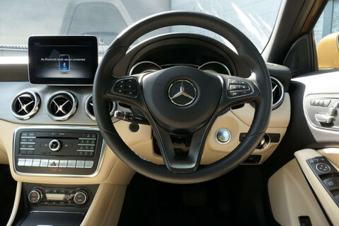 Mercedes-Benz GLA 2.1 GLA 220 Sport Premium+ D 4Matic Auto 4WD 5dr 24