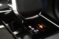 Land Rover Range Rover Velar 2.0 Range Rover Velar R-Dynamic SE D MHEV Auto 4WD 5dr 34