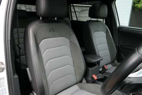 Volkswagen Tiguan 1.5 Tiguan Allspace R-Line Tech TSi Evo Semi-Auto 5dr 4