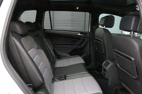 Volkswagen Tiguan 1.5 Tiguan Allspace R-Line Tech TSi Evo Semi-Auto 5dr 25