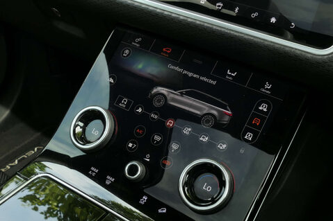Land Rover Range Rover Velar 3.0 Range Rover Velar R-Dynamic SE D300 Auto 4WD 5dr 29