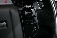 Land Rover Range Rover Velar 3.0 Range Rover Velar R-Dynamic SE D300 Auto 4WD 5dr 37