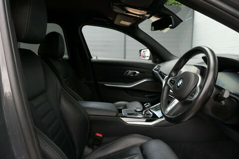 BMW 3 Series 2.0 330e M Sport Professional Edition Auto 4dr 18