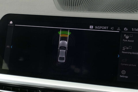 BMW 3 Series 2.0 330e 12kWh M Sport Pro Edition Saloon 4dr Petrol Plug-in Hybrid Auto Eu 24