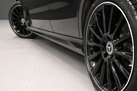 Mercedes-Benz C Class 2.0 C 220 AMG Line Night Edition Premium D Auto 4dr 17