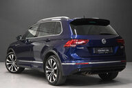 Volkswagen Tiguan 2.0 Tiguan R-Line TDI BlueMotion Technology 4Motion Semi-Auto 4WD 5dr 2