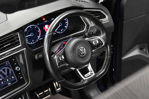 Volkswagen Tiguan 2.0 Tiguan R-Line TDI BlueMotion Technology 4Motion Semi-Auto 4WD 5dr 4