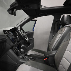 Volkswagen Tiguan 2.0 Tiguan R-Line TDI BlueMotion Technology 4Motion Semi-Auto 4WD 5dr 1