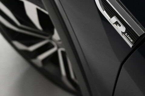 Volkswagen Tiguan 2.0 Tiguan R-Line TDI BlueMotion Technology 4Motion Semi-Auto 4WD 5dr 41