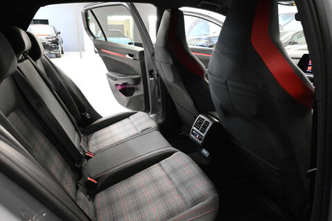 Volkswagen Golf 2.0 Golf GTi TSi Semi-Auto 5dr 12