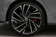 Volkswagen Golf 2.0 Golf GTi TSi Semi-Auto 5dr 31