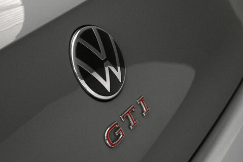 Volkswagen Golf 2.0 Golf GTi TSi Semi-Auto 5dr 44