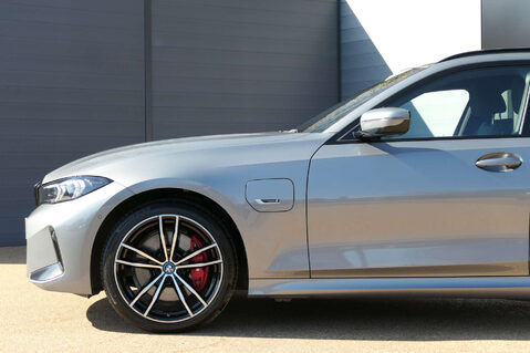 BMW 3 Series 2.0 330E M Sport Auto 5dr 8