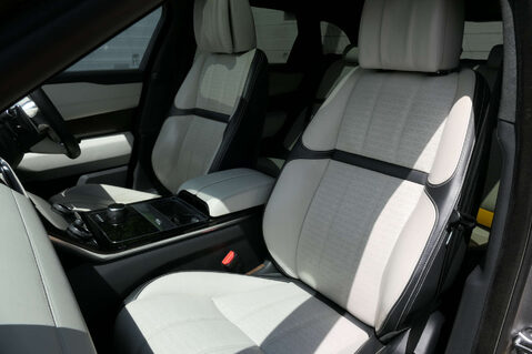 Land Rover Range Rover Velar 3.0 Range Rover Velar First Edition D300 Auto 4WD 5dr 5