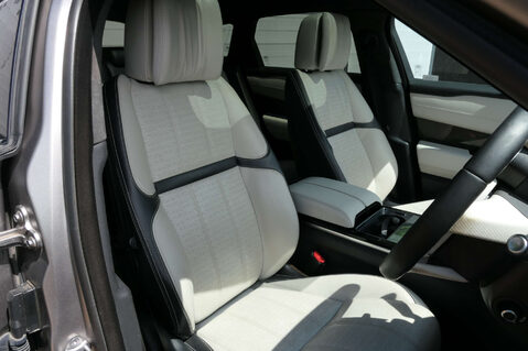 Land Rover Range Rover Velar 3.0 Range Rover Velar First Edition D300 Auto 4WD 5dr 26
