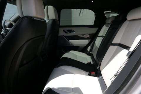 Land Rover Range Rover Velar 3.0 Range Rover Velar First Edition D300 Auto 4WD 5dr 34