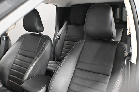 Mercedes-Benz X Class 3.0 X350 Power D 4Matic Auto 4WD 33