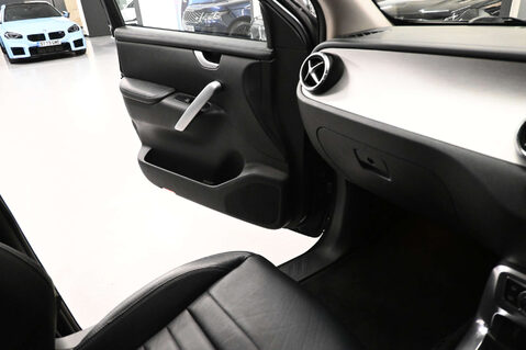 Mercedes-Benz X Class 3.0 X350 Power D 4Matic Auto 4WD 41
