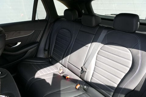 Mercedes-Benz GLC 2.0 GLC 220 D 4Matic AMG Line Premium Auto 4WD 5dr 5