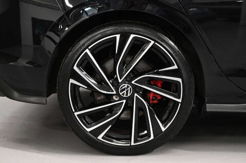 Volkswagen Golf 2.0 Golf GTi TSi Semi-Auto 5dr 29