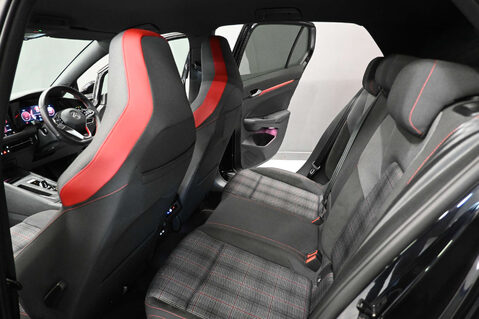 Volkswagen Golf 2.0 Golf GTi TSi Semi-Auto 5dr 18