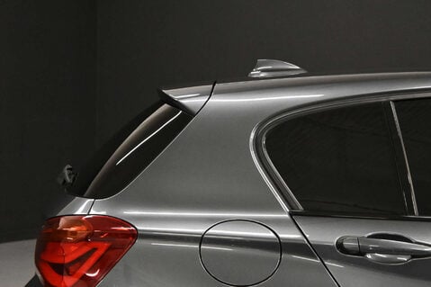 BMW 1 Series 3.0 M140I Shadow Edition Auto 5dr 32