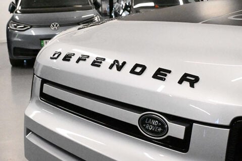 Land Rover Defender 3.0 Defender First Edition D MHEV Auto 4WD 3dr 32
