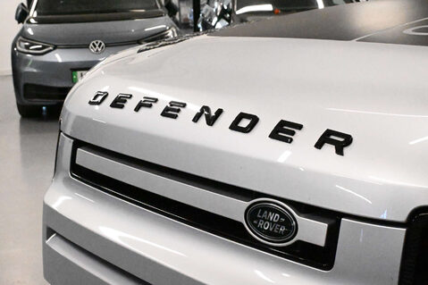 Land Rover Defender 3.0 Defender First Edition D MHEV Auto 4WD 3dr 32