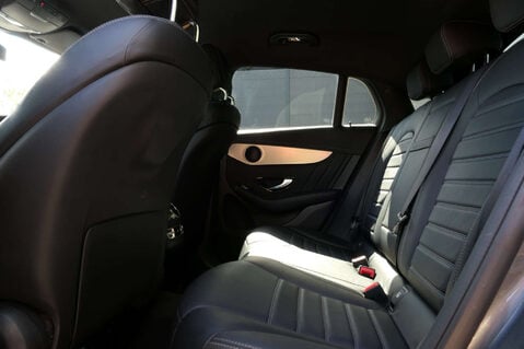 Mercedes-Benz GLC 2.0 GLC 220 D 4Matic AMG Line Auto 4WD 5dr 23
