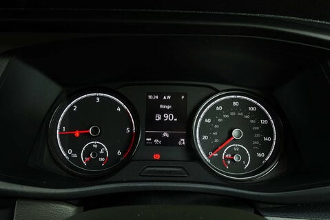 Volkswagen Transporter 2.0 Transporter T30 Highline TDI Semi-Auto 28