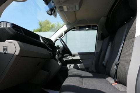 Volkswagen Transporter 2.0 Transporter T30 Highline TDI Semi-Auto 7